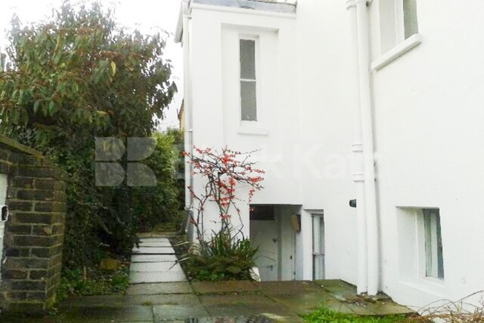 Larger than average period conversion moments from Wandsworth Common Trinity Road, Wandsworth Common